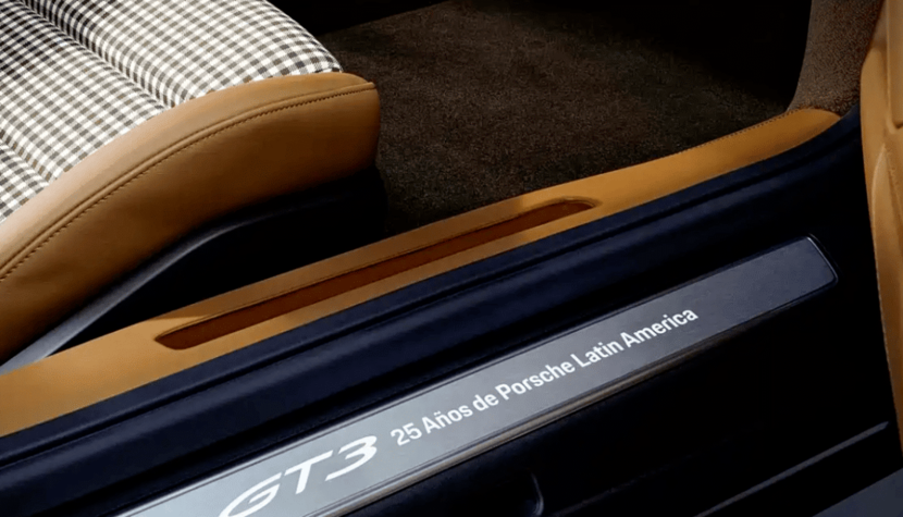 保时捷911 GT3 Touring Ocelot官图发布