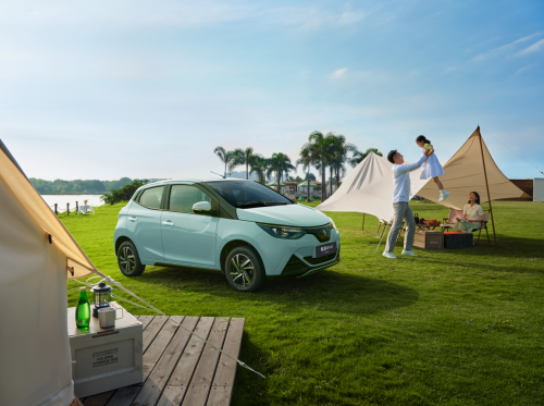 江铃集团新能源EV2 PLUS+：冬日通勤的温暖革命者