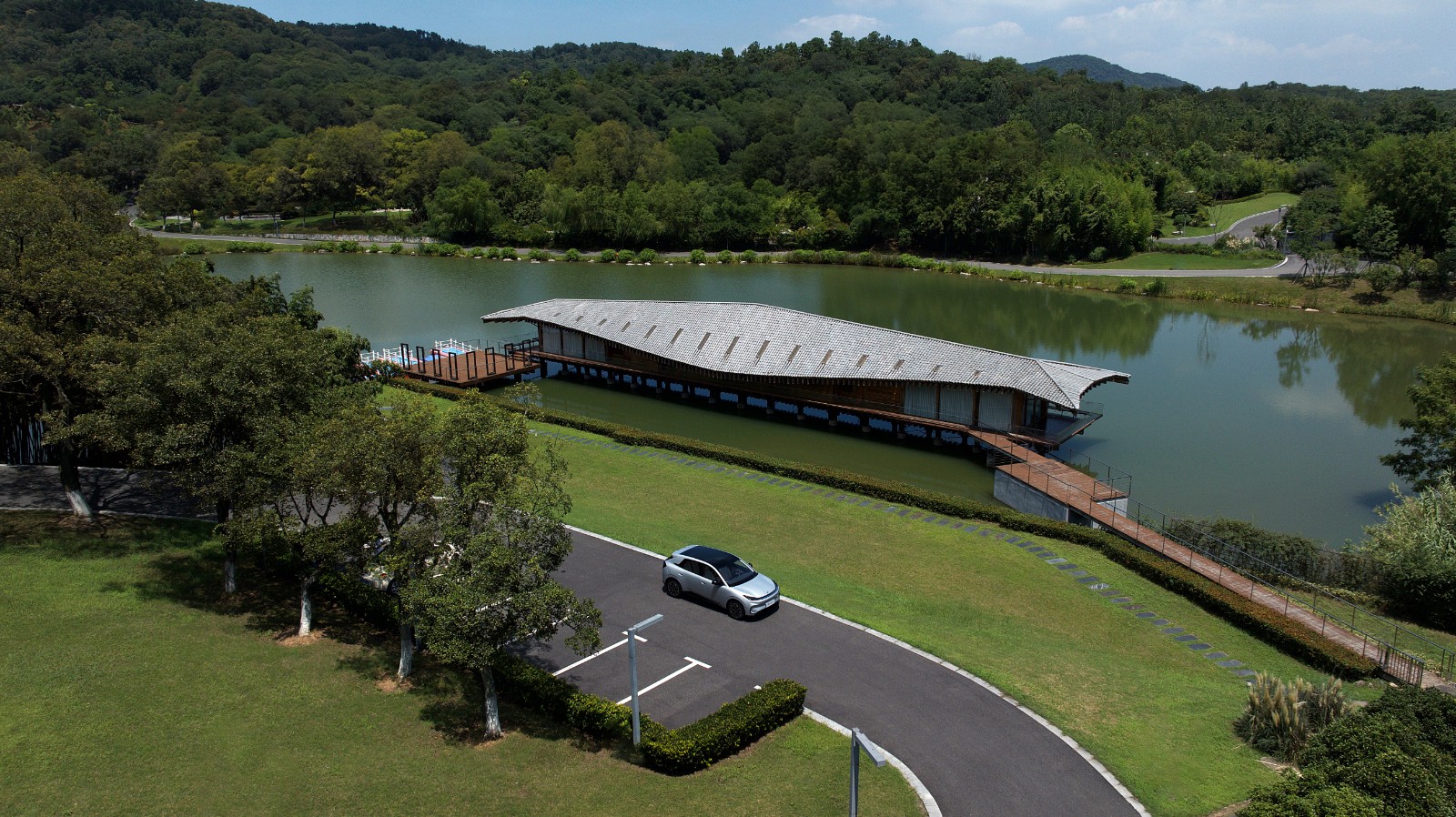 极狐T1年轻潮流新宠，健康智能座驾震撼登场！